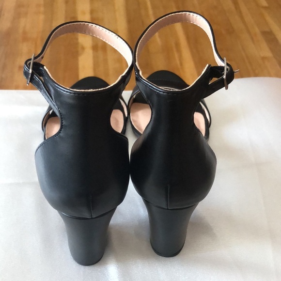 Madden Girl Beella Black Strapy block heels Sandals shoes 8.5 M party - Picture 8 of 10